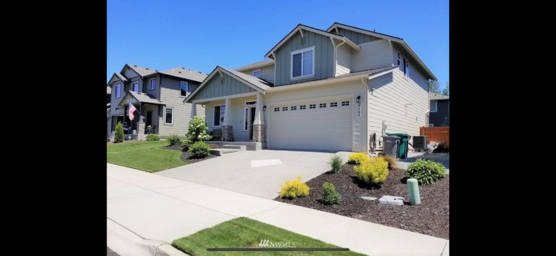 Stanwood House: 27705 65th DR NW