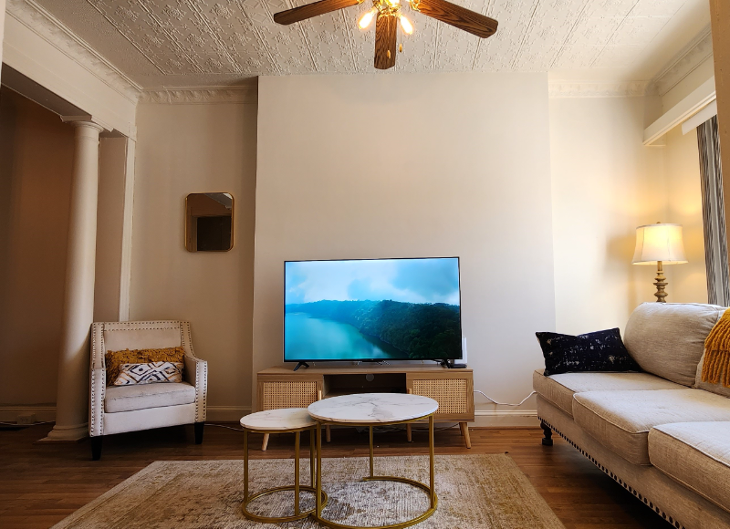 Baltimore Townhome: 1403 N Luzerne Ave