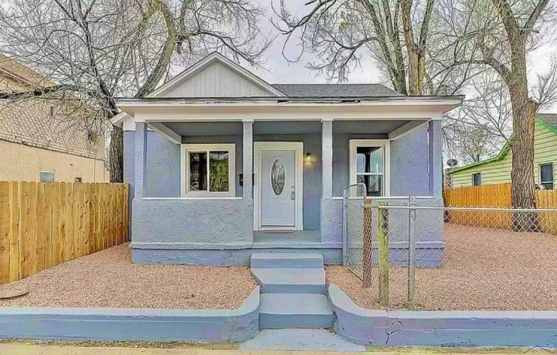 Pueblo House: 508 W 8th St