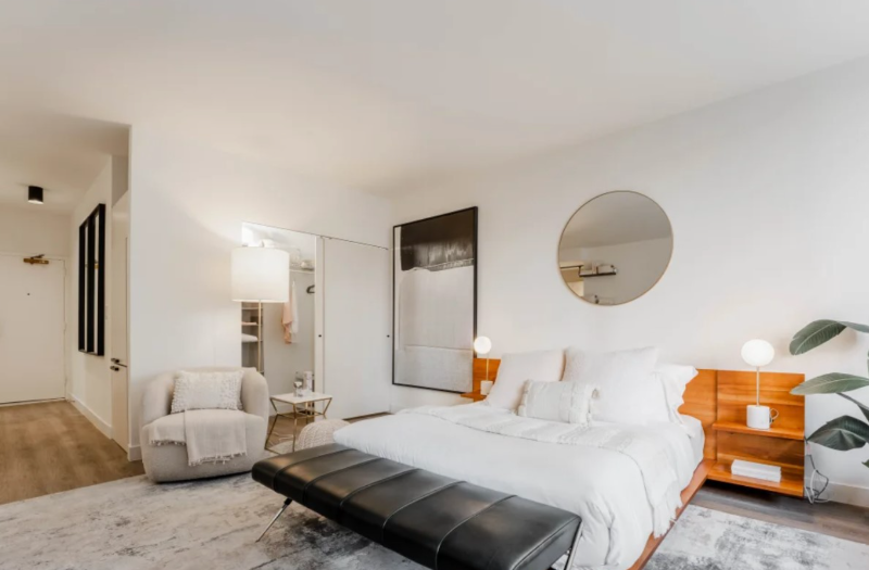 Chicago Condo: 19 E Chestnut St