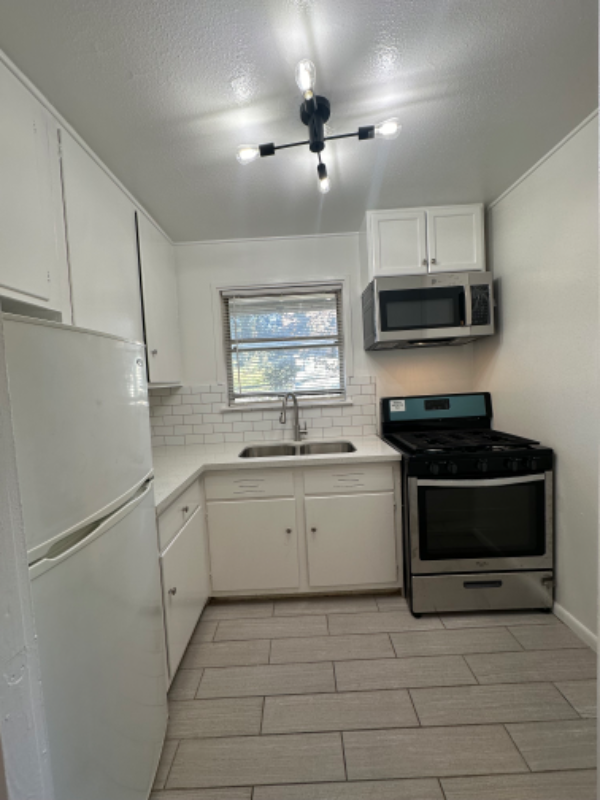 Houston Apartment: 3619 Garrott