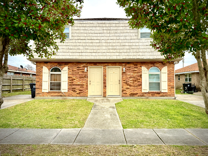 Chalmette Multiplex: 3561 Kings Dr