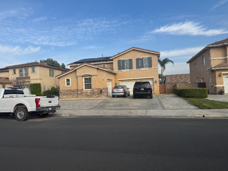 Eastvale House: 7134 riverboat dr