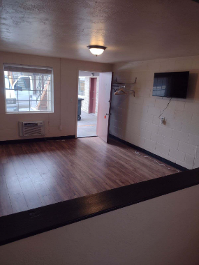 Moses Lake Apartment: 316 s Pioneer way