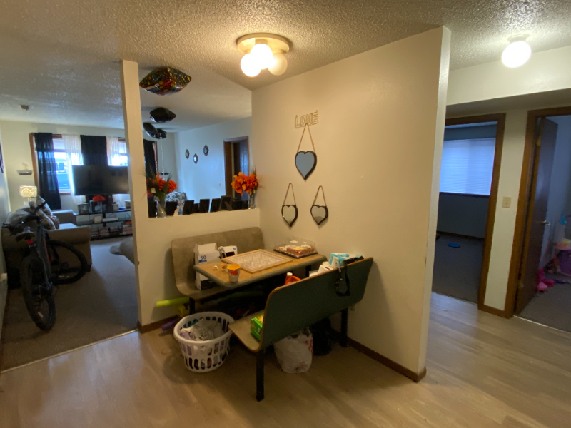Iowa City Apartment: 365 Ellis Ave