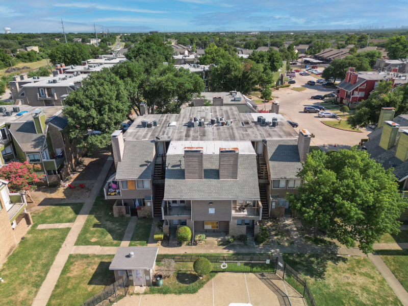 Dallas Apartment: 9835 Walnut Street