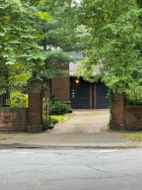 Cleveland Heights House: 2420 Derbyshire Rd