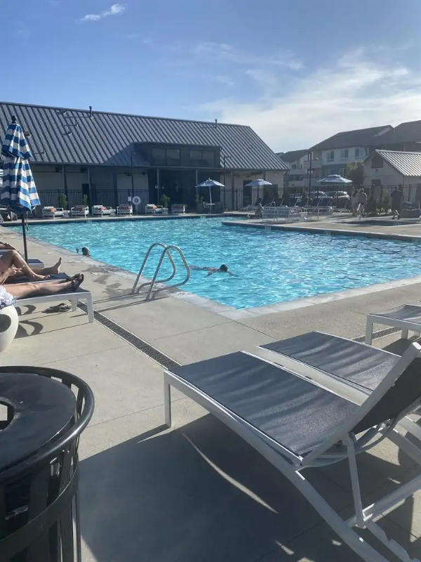 Meridian House: 2611 N Wallingford Ave