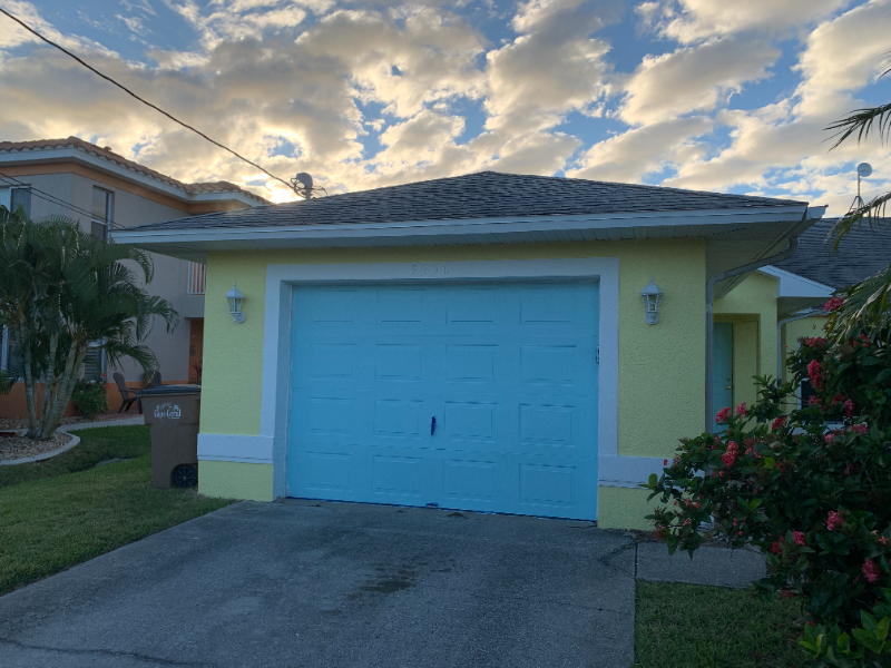 Cape Coral House: 5250 Chiquita Blvd S