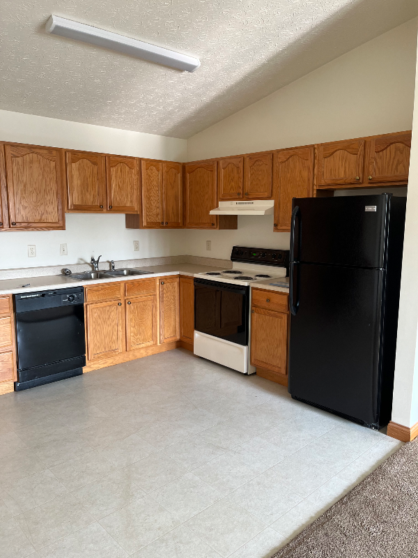 Troy Apartment: 2257 Shamrock Ln