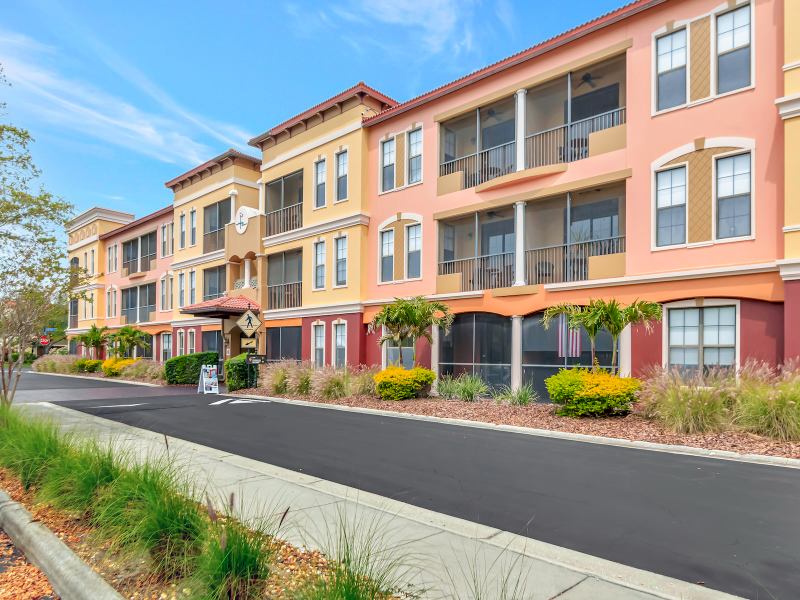 Tampa Condo: 13941 Clubhouse Dr