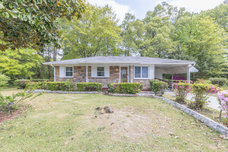 Fayetteville House: 925 Fleetwood Dr