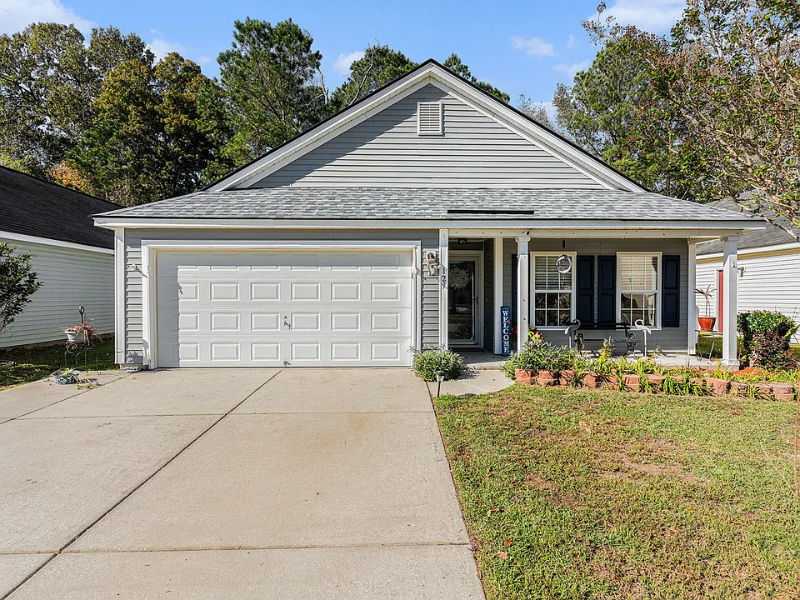 Goose Creek House: 129 Thistle Rosd