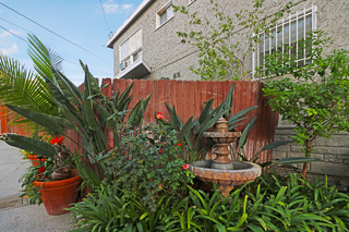 west hollywood Apartment: 1012 hammond st