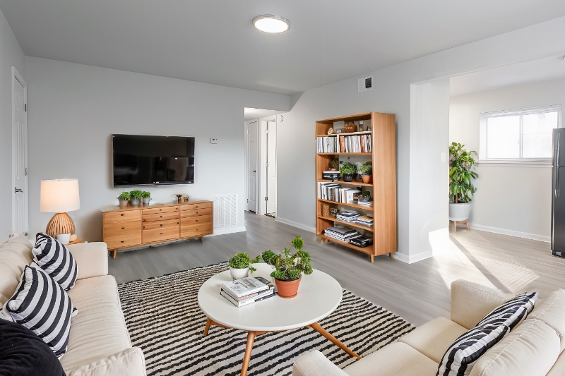 Newport News Apartment: 372 Beechmont Drive