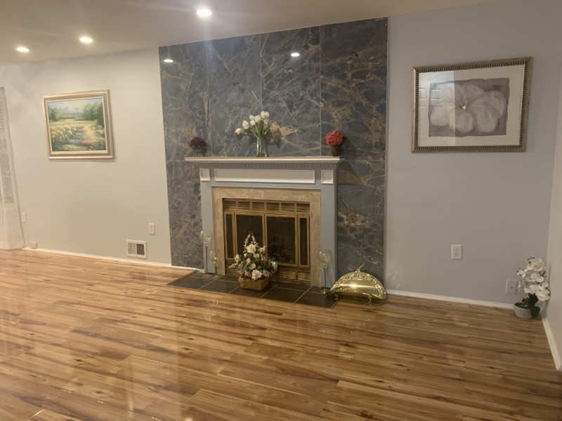 Franklin Park Townhome: 227 Lindsey Crt.