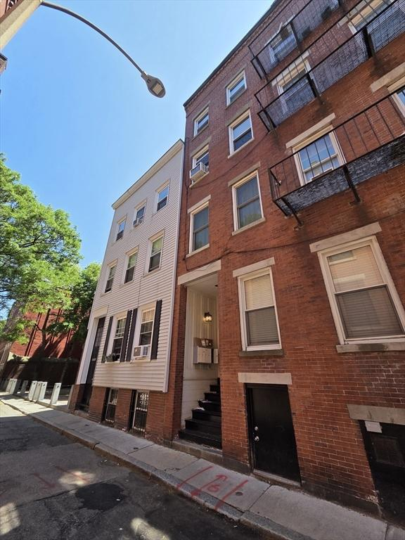 boston Condo: 26 Unity St #2