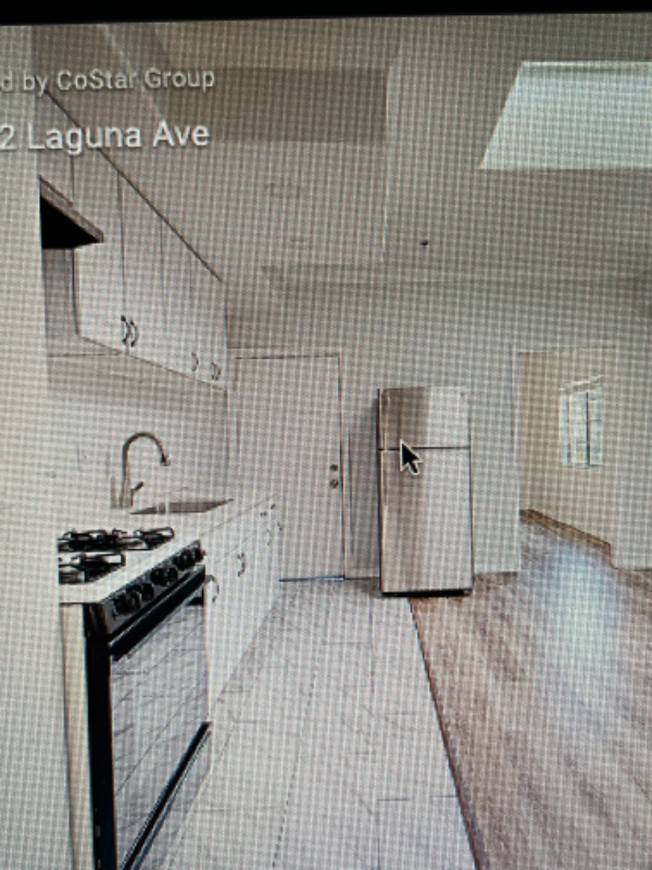 Los Angeles Apartment: 1072 Laguna Ave