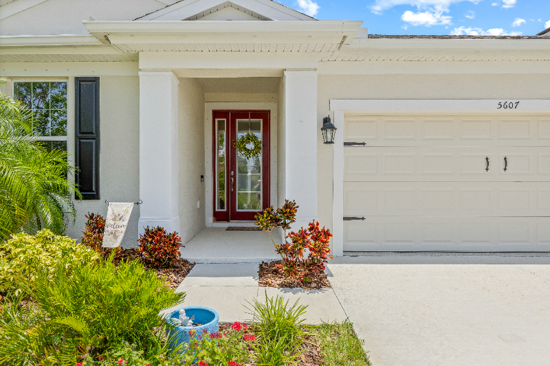 Apollo Beach House: 5607 Limelight Dr