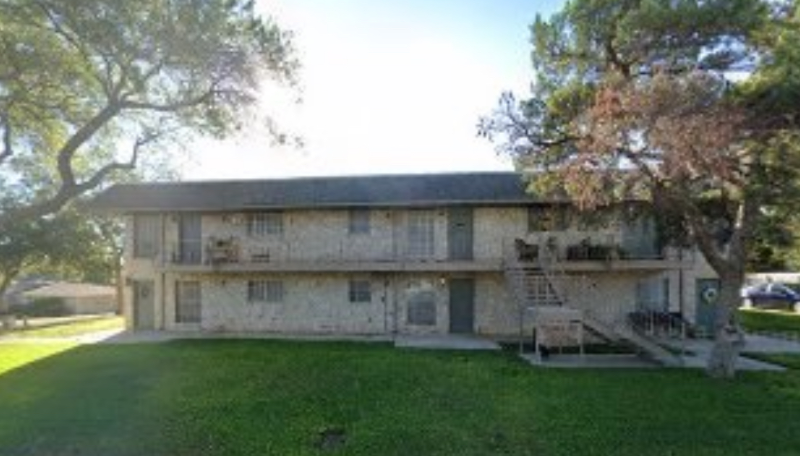 Schertz Apartment: 1232 Live Oak road