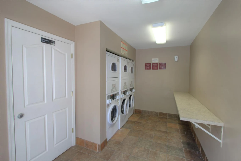 Lynchburg Apartment: 600 Reusens Road