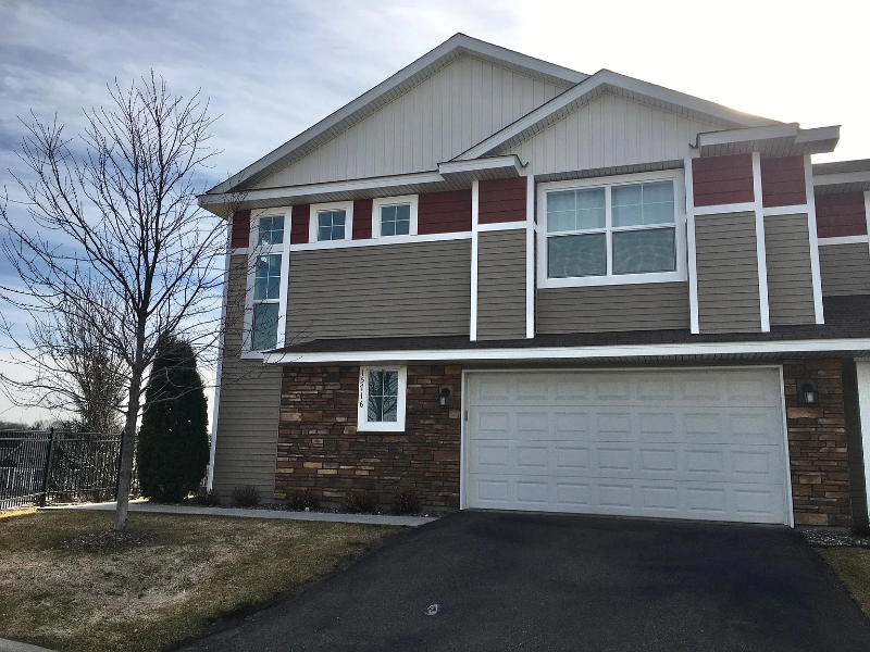 Plymouth Townhome: 15716 60th Ave N