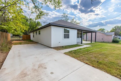 Commerce House: 1705 Sycamore st