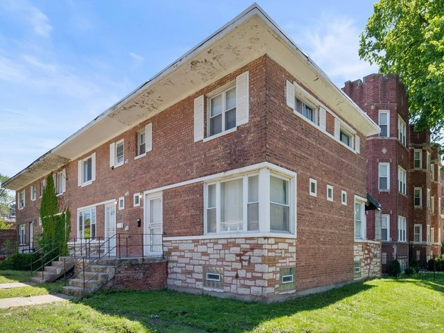 Chicago Townhome: 8325 s ingleside