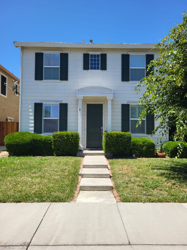 Tracy House: 949 Mason Ct