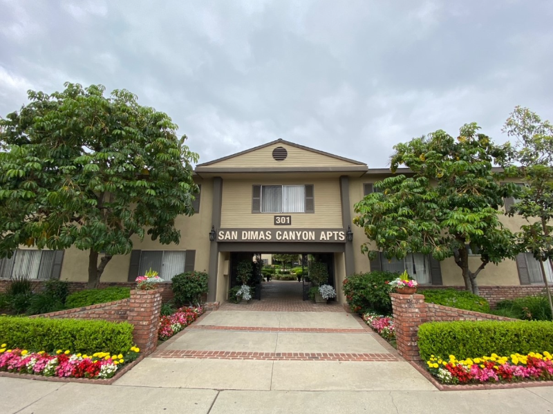 San Dimas Apartment: 301 N. San Dimas Canyon Road