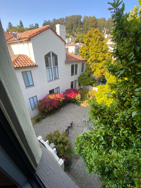 Berkeley Apartment: 1700 LeRoy