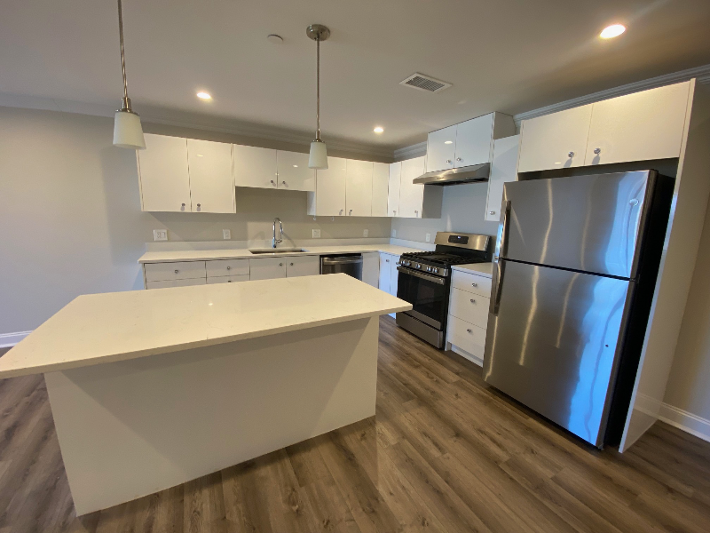 Dedham Condo: 918 Providence Highway