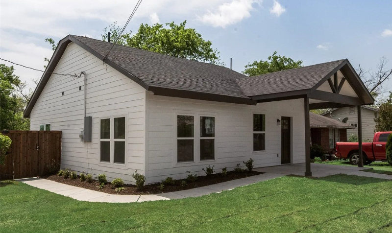 Greenville House: 3503 cornelia st