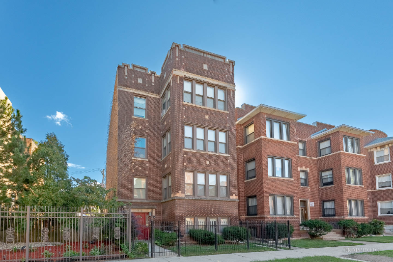 Chicago Apartment: 6819 S. Ridgeland Avenue