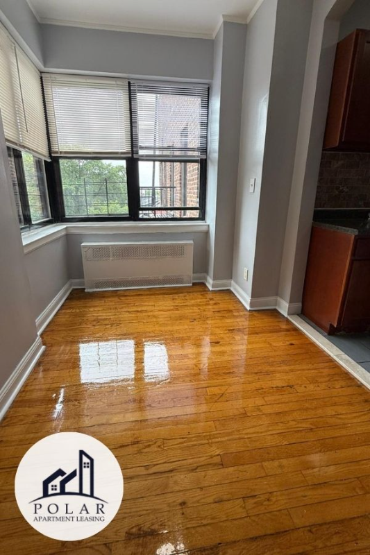 East Orange Apartment: 7 Chestnut St