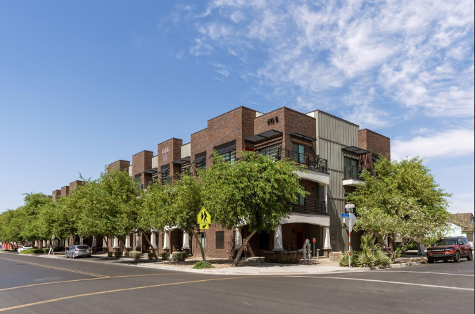 phoenix Condo: 475 N 9th St