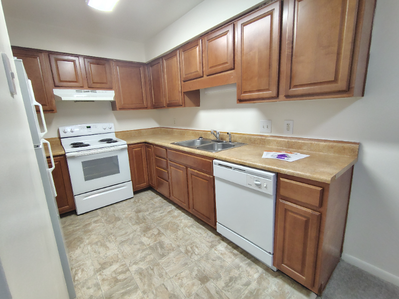 Lynchburg Apartment: 600 Reusens Road