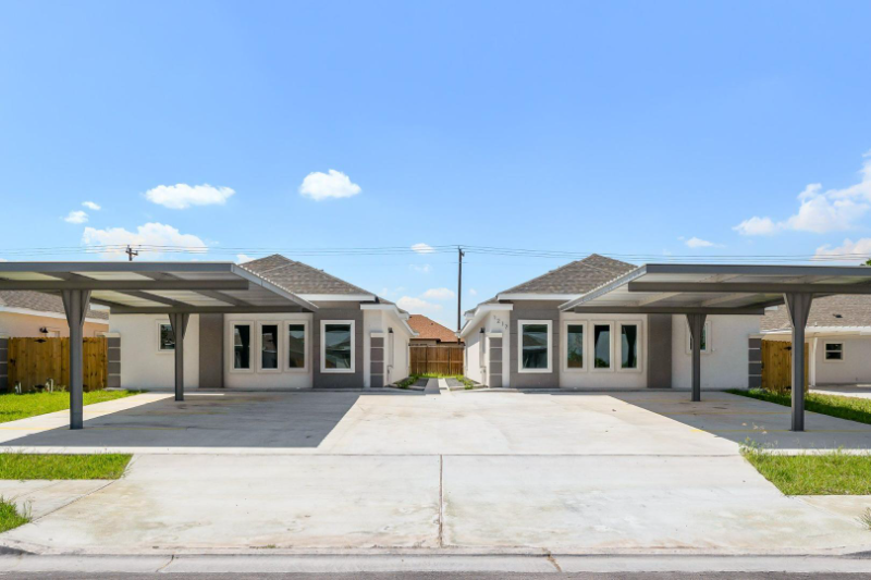 Alton Multiplex: 1217 s xanthia st