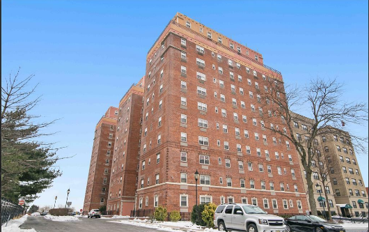East Orange Condo: 70 S Munn Ave