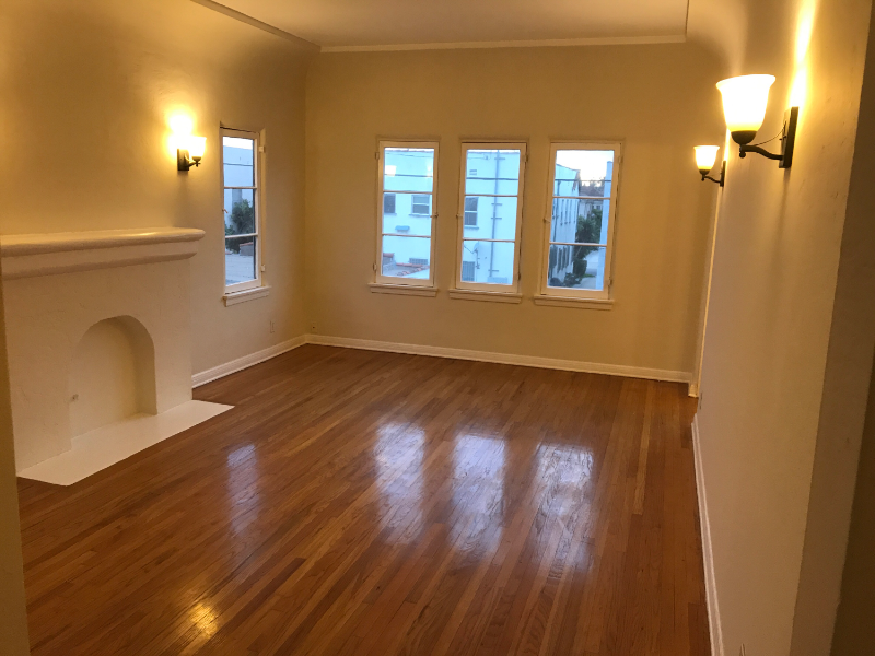 Los Angeles Apartment: 365 N Spaulding Ave