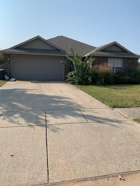 Fayetteville House: 4057 W Spring House Dr