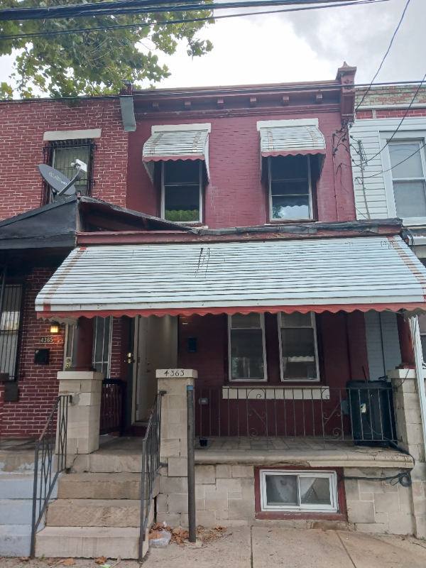Philadelphia Townhome: 4363 Wayne Ave