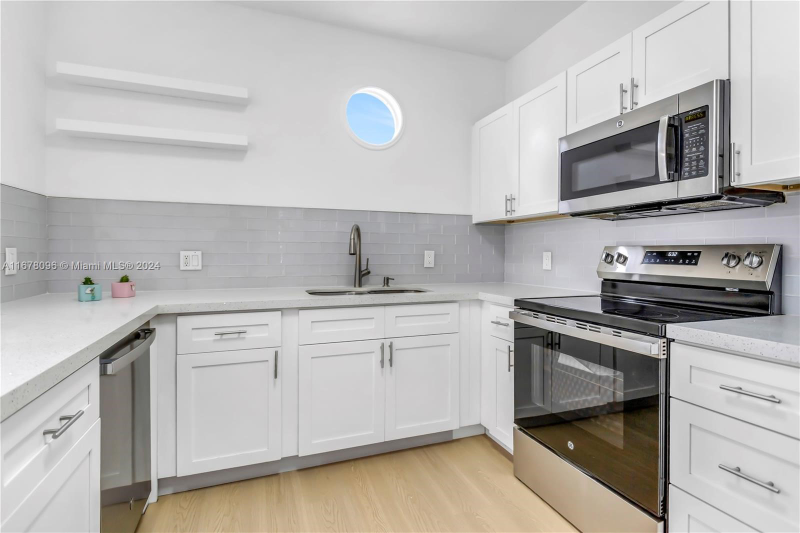 Miramar Condo: 4465 sw 160th Ave