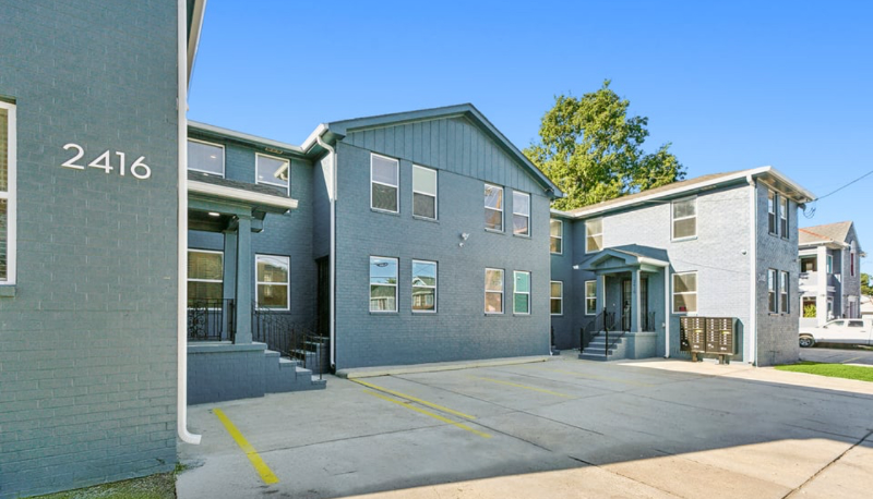 New Orleans Multiplex: 2416-18 Dante St