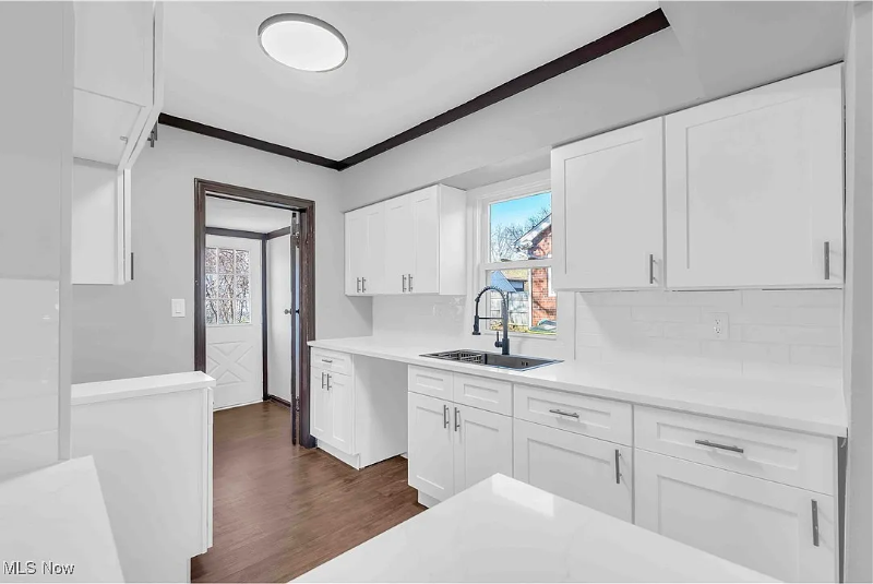 Berea House: 135 W Bagley