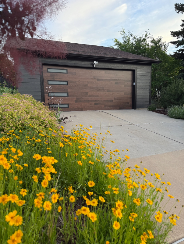 LOUISVILLE House: 226 LOIS CIR