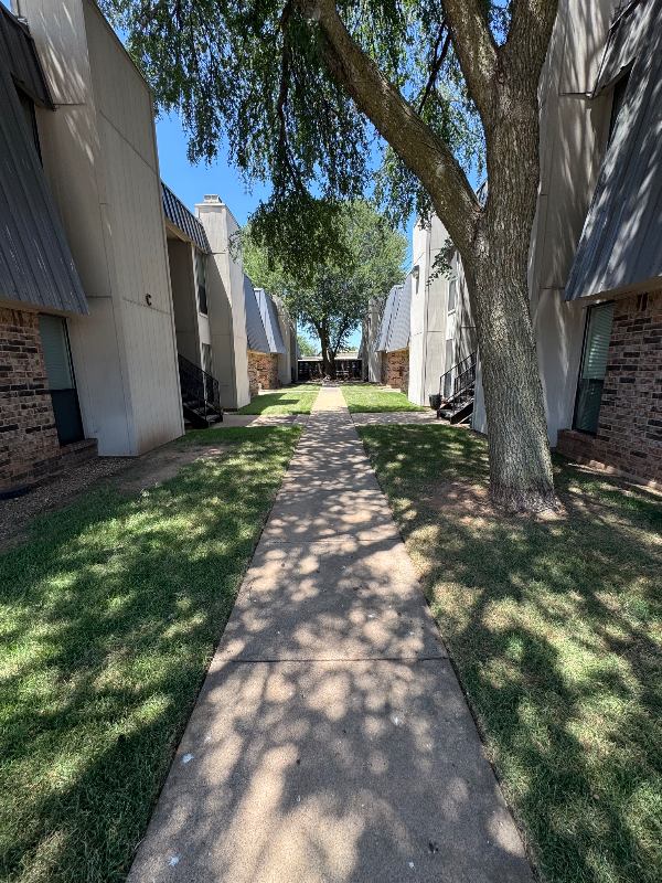 Wichita Falls Apartment: 4507 Coronado Ave
