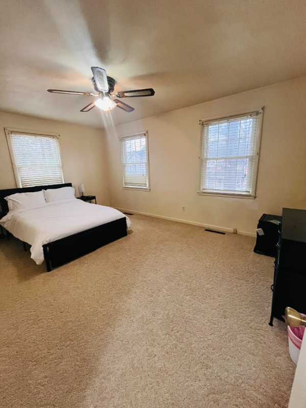 Portsmouth House: 4100 Wyndybrow Dr