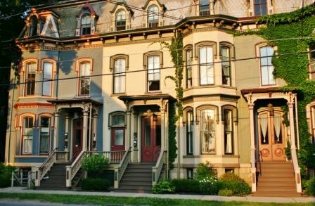 Saratoga Springs Multiplex: 156 Circular Street