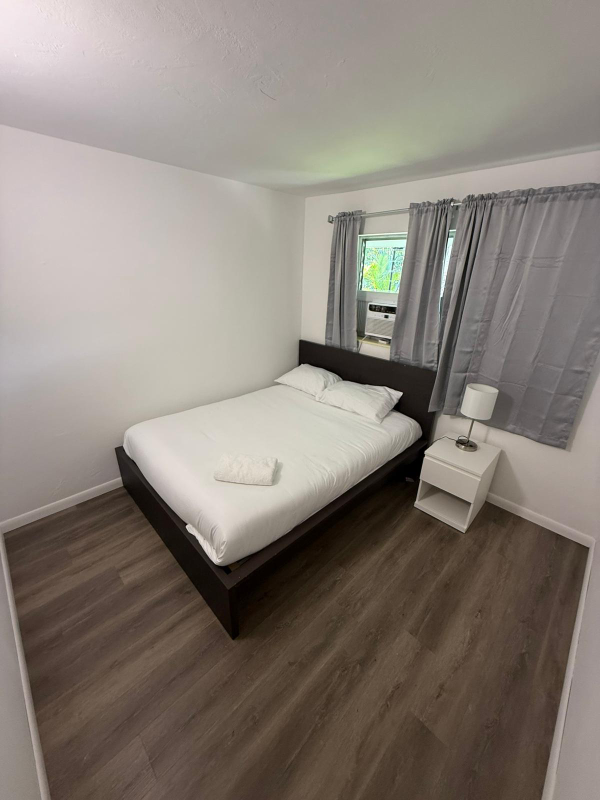 Fort Lauderdale Multiplex: 1017 ne 14th Ave